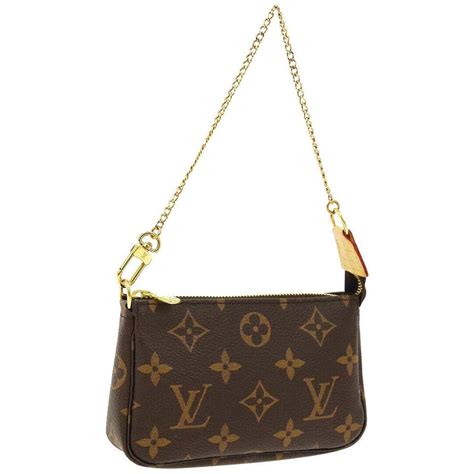 louis vuitton flat shoulder bag|louis vuitton small shoulder bag.